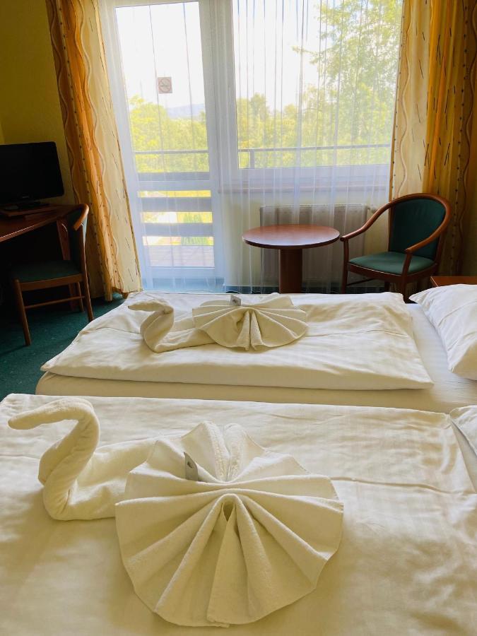 Garni Hotel Pyramida Cheb Kültér fotó